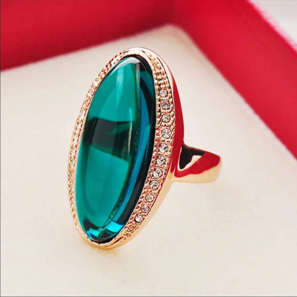 18k rose gold green Austrian gemstone ring women’s - Picture 4 of 7